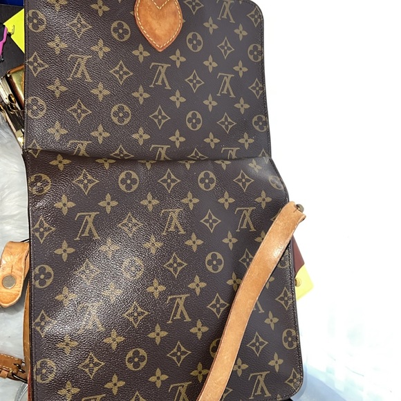 Louis Vuitton Cartouchiere GM - Picture 10 of 12